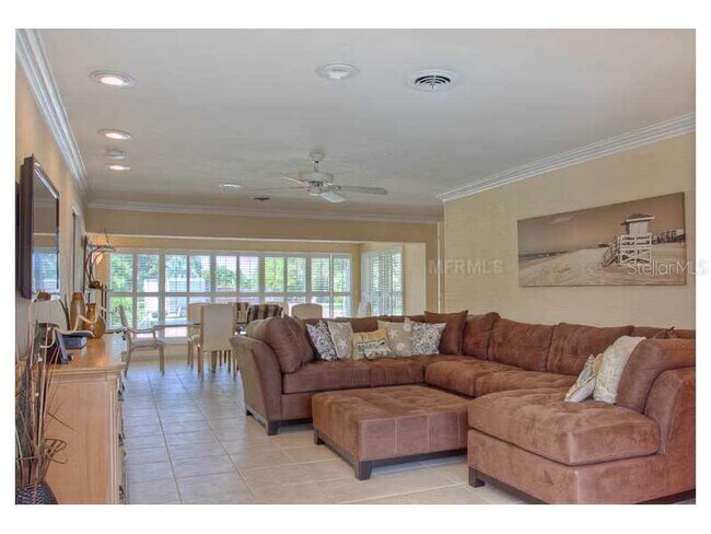Building Photo - 5519 Azure Way