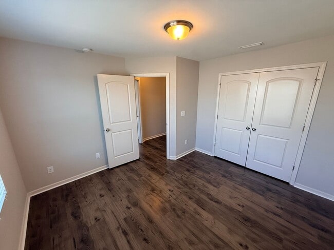 Building Photo - 7157 Sonja Dr
