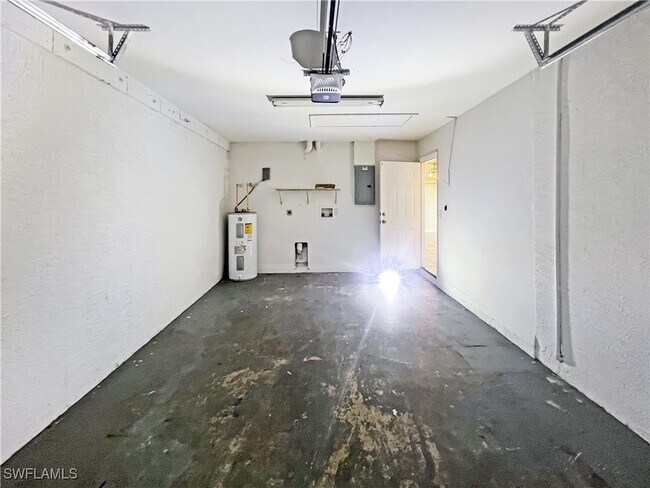 Building Photo - 4500 28th St SW