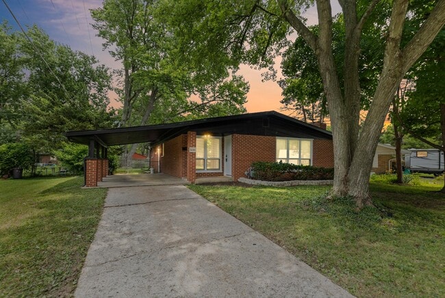 Building Photo - 506 N 44th St