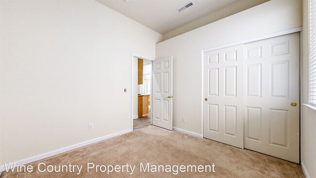Building Photo - 4 br, 2 bath House - 2018 Lone Star Court