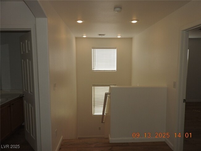 Building Photo - 9504 Havasu Canyon Ave