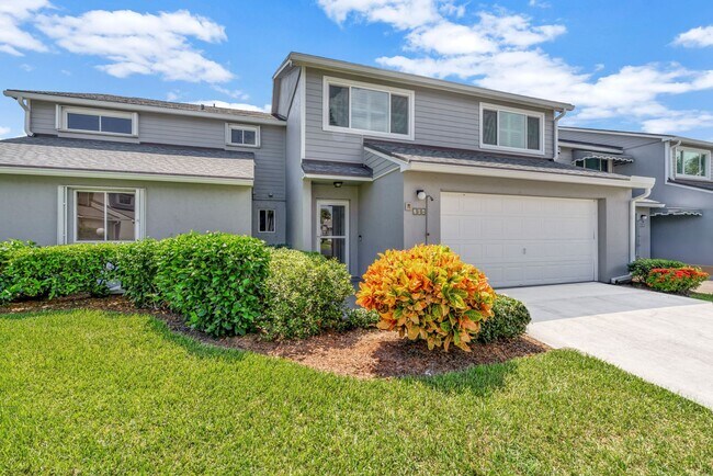 Building Photo - Make this your Florida getaway!