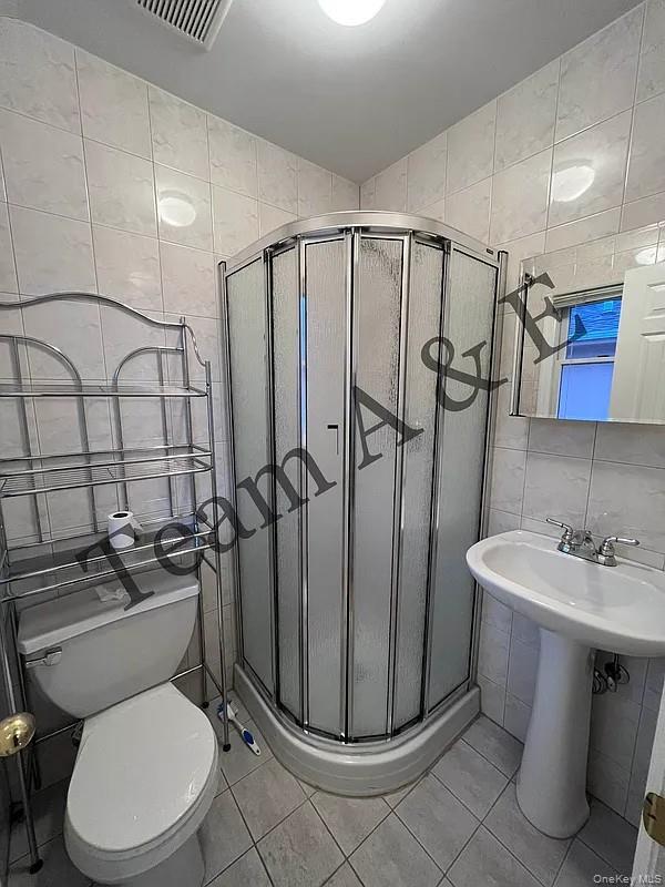 Building Photo - 157-24 20th Rd