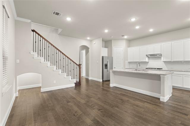 Building Photo - 5401 Tuscarora Trl