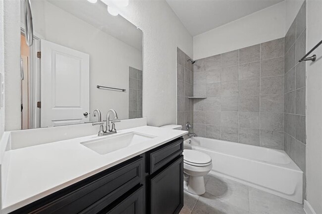 Building Photo - 2500 Forest Creek Dr