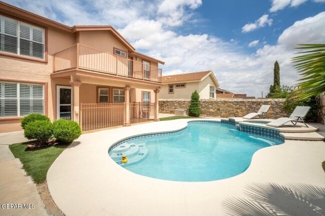 Building Photo - 12528 Sun Empress Dr
