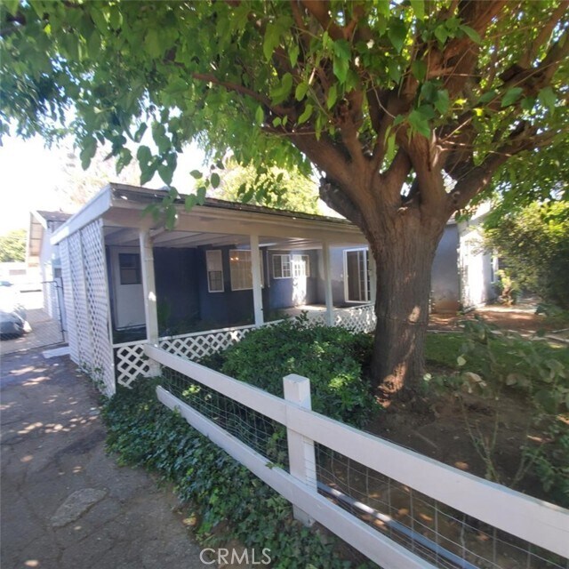 Building Photo - 2948 Sierra Ave