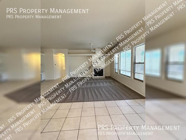 Building Photo - 8003 W Clara Ln