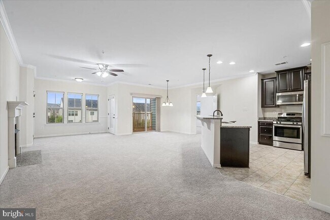 Building Photo - 6501 Walcott Ln