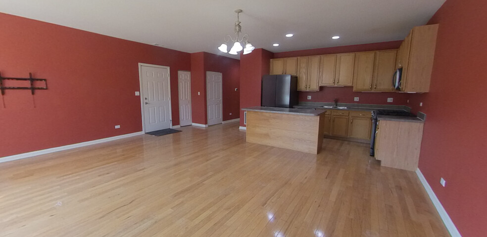 Kitchen - 1422 S Halsted St