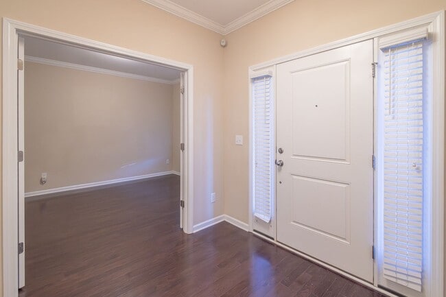 Building Photo - Third month rent free if you sign a lease before 01/31! Spacious 4 Bedroom, 3.5 Bath Home for Ren...