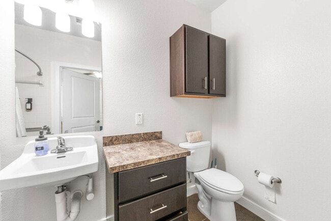 Building Photo - 501 E Oltorf St