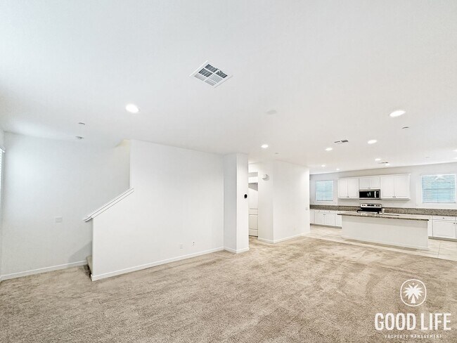 Building Photo - Beautiful 3BR Home in Stanton | Private Yard + 3 Car Attached Garage