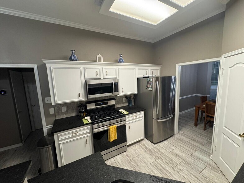 Building Photo - 5307 Meadowsweet Cir