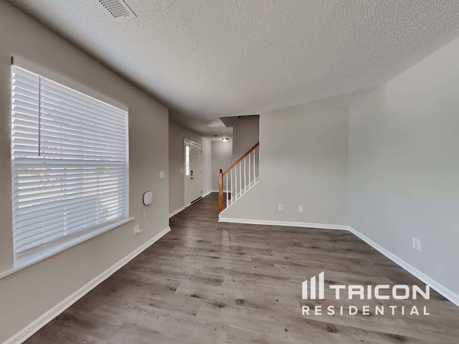 Building Photo - 142 Quiet Grove Dr