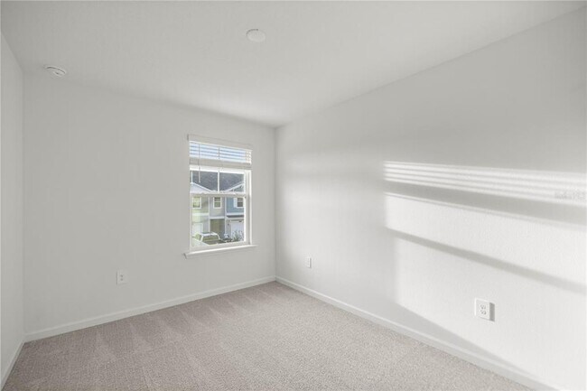 Building Photo - 3594 SE 37th Ct