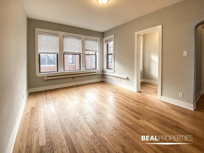 Building Photo - 0 bedroom in CHICAGO IL 60640
