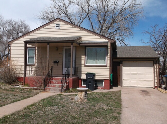 Primary Photo - 2102 E 17th St