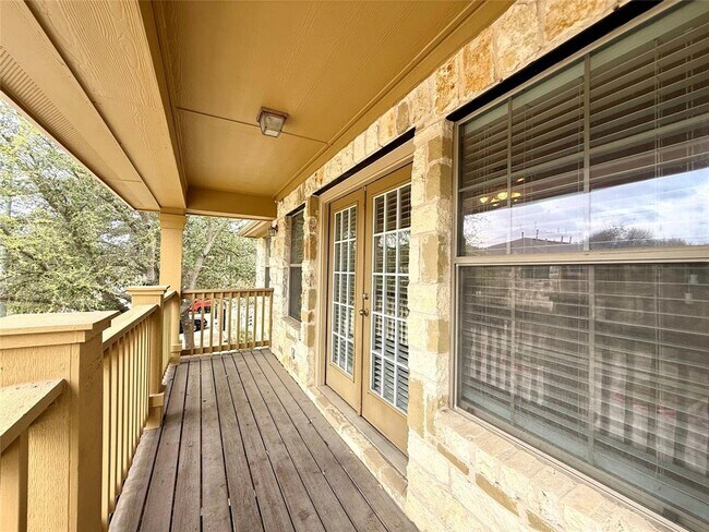 Building Photo - 1310 W Parmer Ln