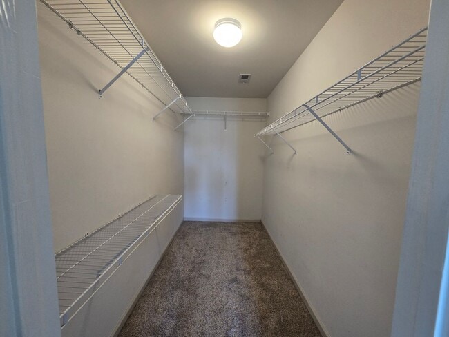 Building Photo - 3 Bed, 2.5 Bath Home in the Waterfront Community of Orchard Cove