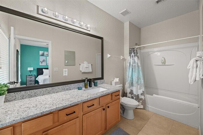 Building Photo - 2344 Caravelle Cir