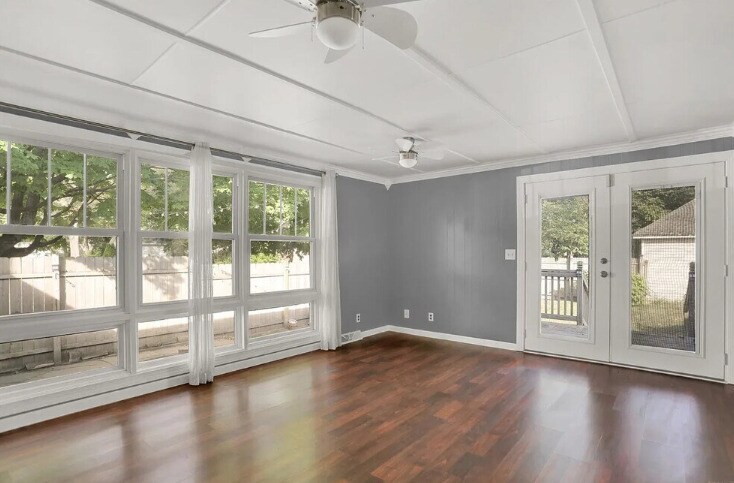 Building Photo - 1214 Columbia Street - Newly Remodeled