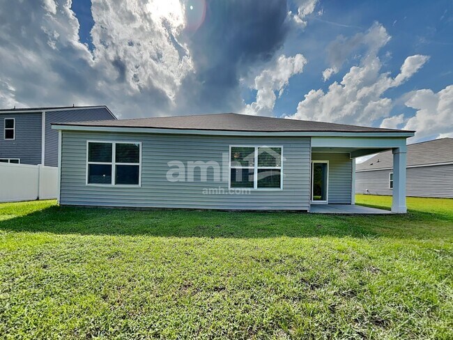 Building Photo - 118 Tobago Cir