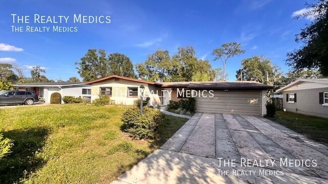 Primary Photo - 929 Dupont Ave