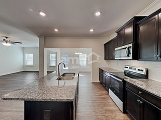 Building Photo - 638 Woodall Rd