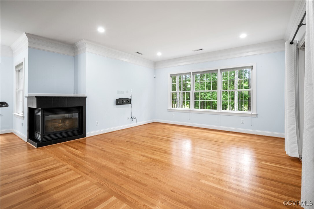 Building Photo - 11465 Pinewild Dr