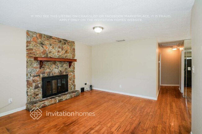 Building Photo - 4604 E Temple Heights Rd