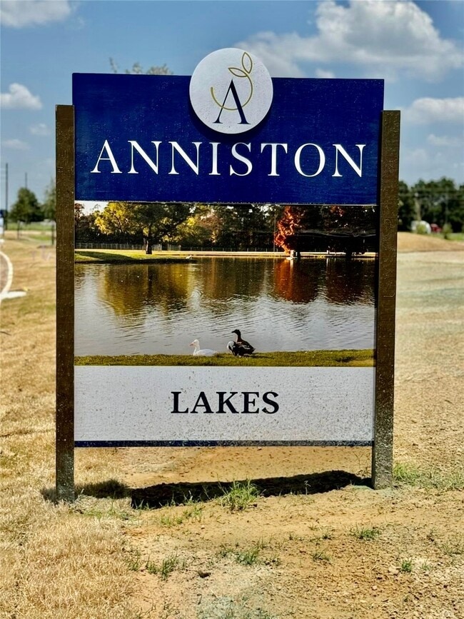 Building Photo - 6822 Yellow Jessamine Ln