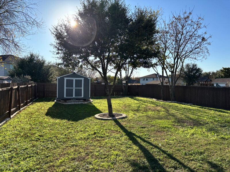 Building Photo - 369 Tanager Dr