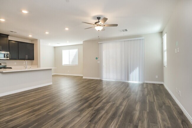 Building Photo - 832 Astra Peak St