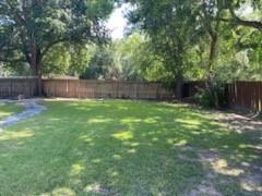 Building Photo - 8003 Goldengrove Dr