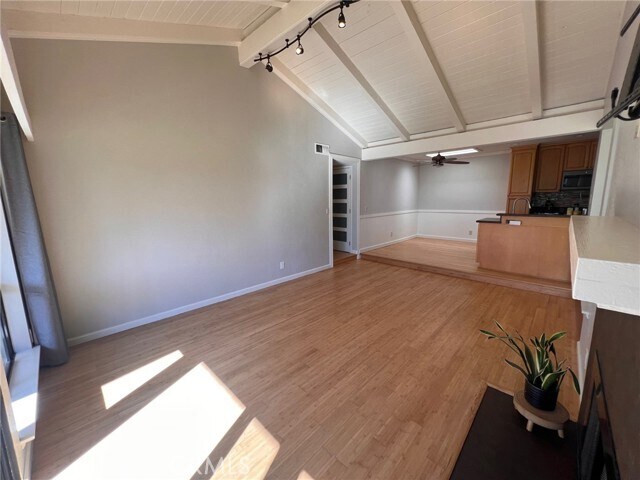 Building Photo - 21372 Brookhurst St