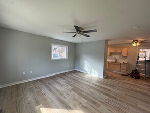 Building Photo - 925 Jones Cir