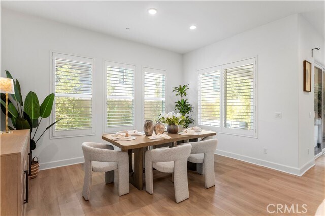 Building Photo - 105 Shear