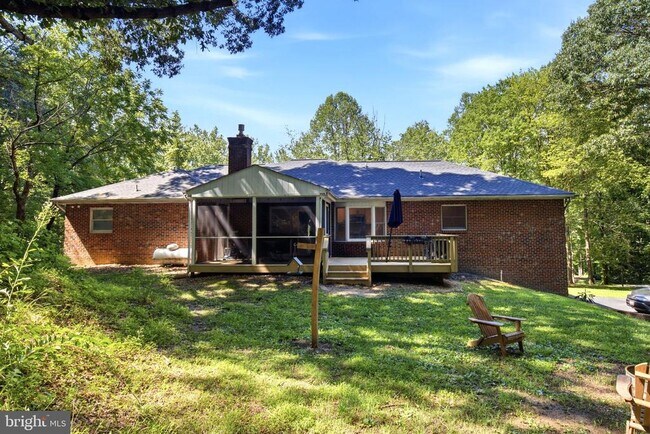 Building Photo - 2641 Dogwood Ln