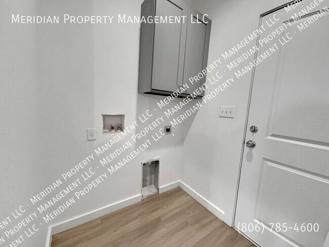 Building Photo - 5738 Lehigh St
