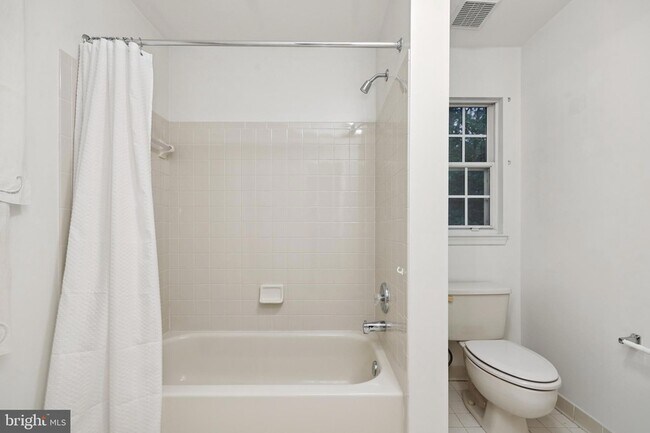 Building Photo - 2335 Colts Brook Dr
