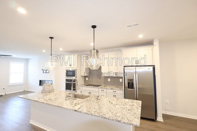 Building Photo - 13273 Coalfield Station Ln