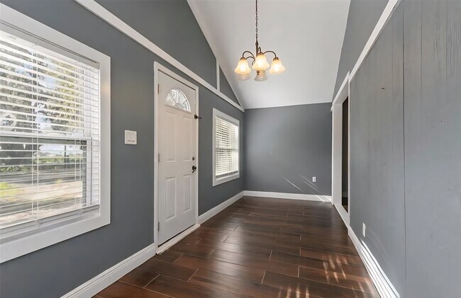 Building Photo - 3106 E Trapnell Rd