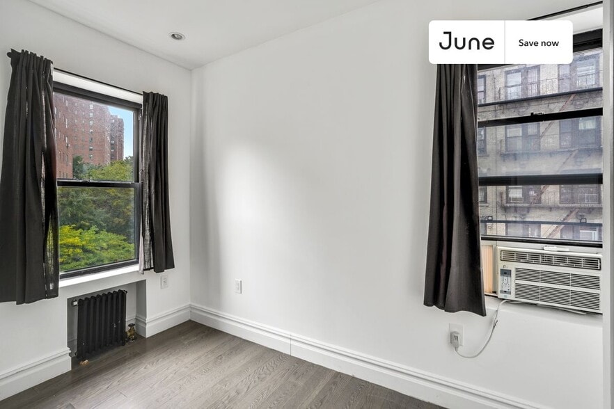 Building Photo - 345 E 21st St