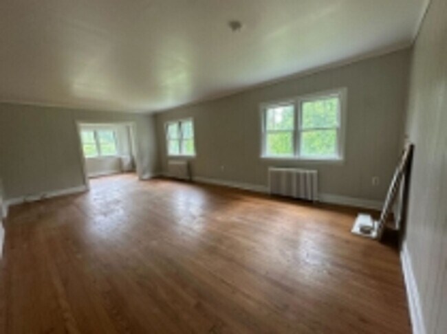 Building Photo - 28 Gardner Terrace