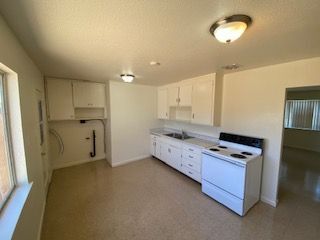 Building Photo - 1026 Washington Ave