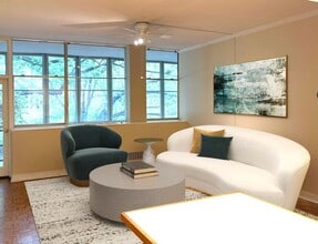 Building Photo - 3060 Pharr Ct N Northwest