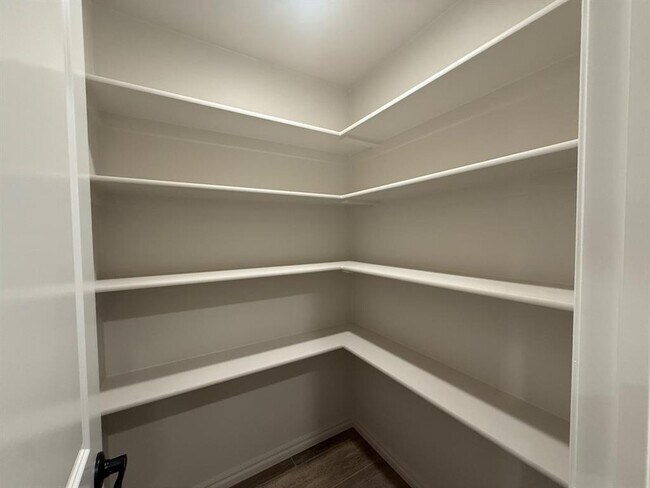 Building Photo - 8401 HazelWood Wy