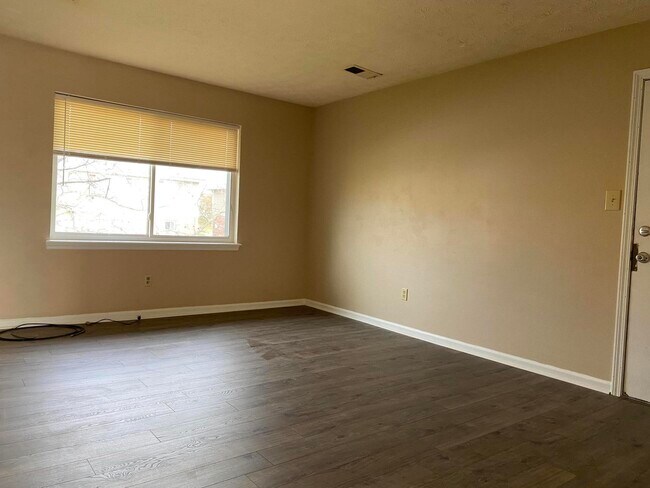 Building Photo - 3713 Hacker Ct